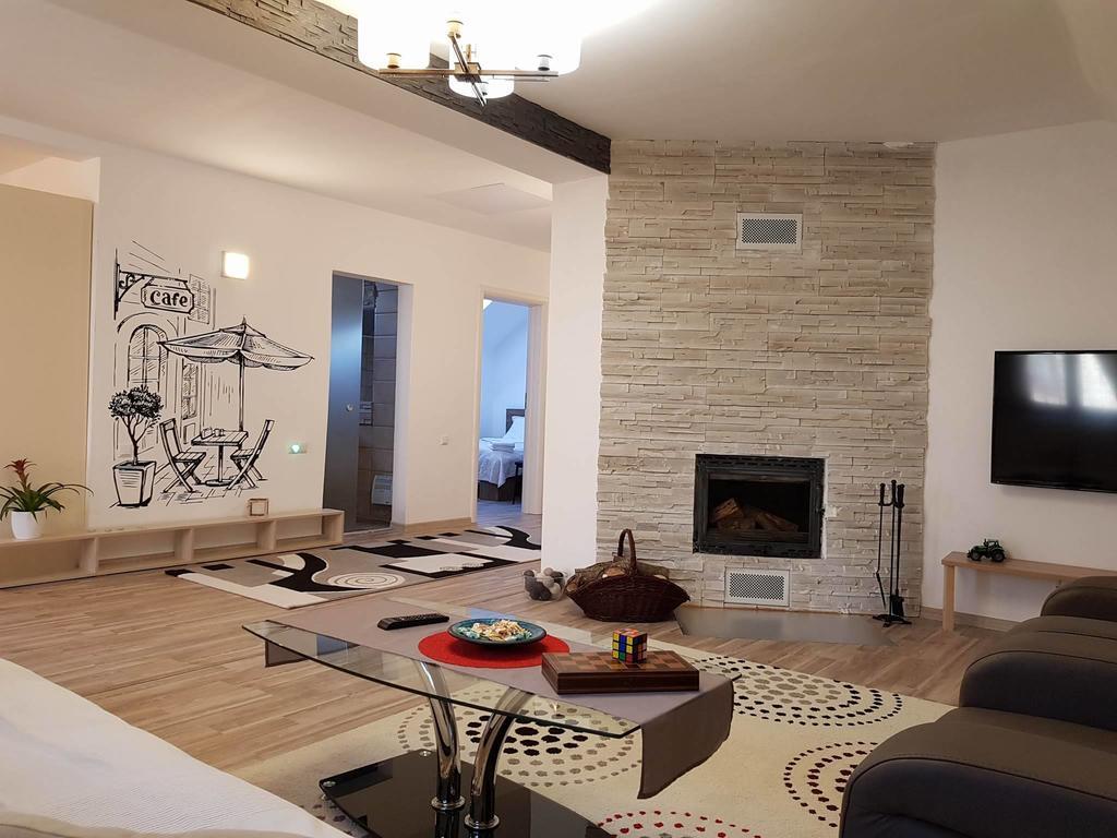 Cristina House Apartment Brasov Ngoại thất bức ảnh